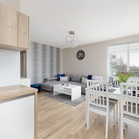 Seaside Porta Mare With Balcony By Renters 公寓 *